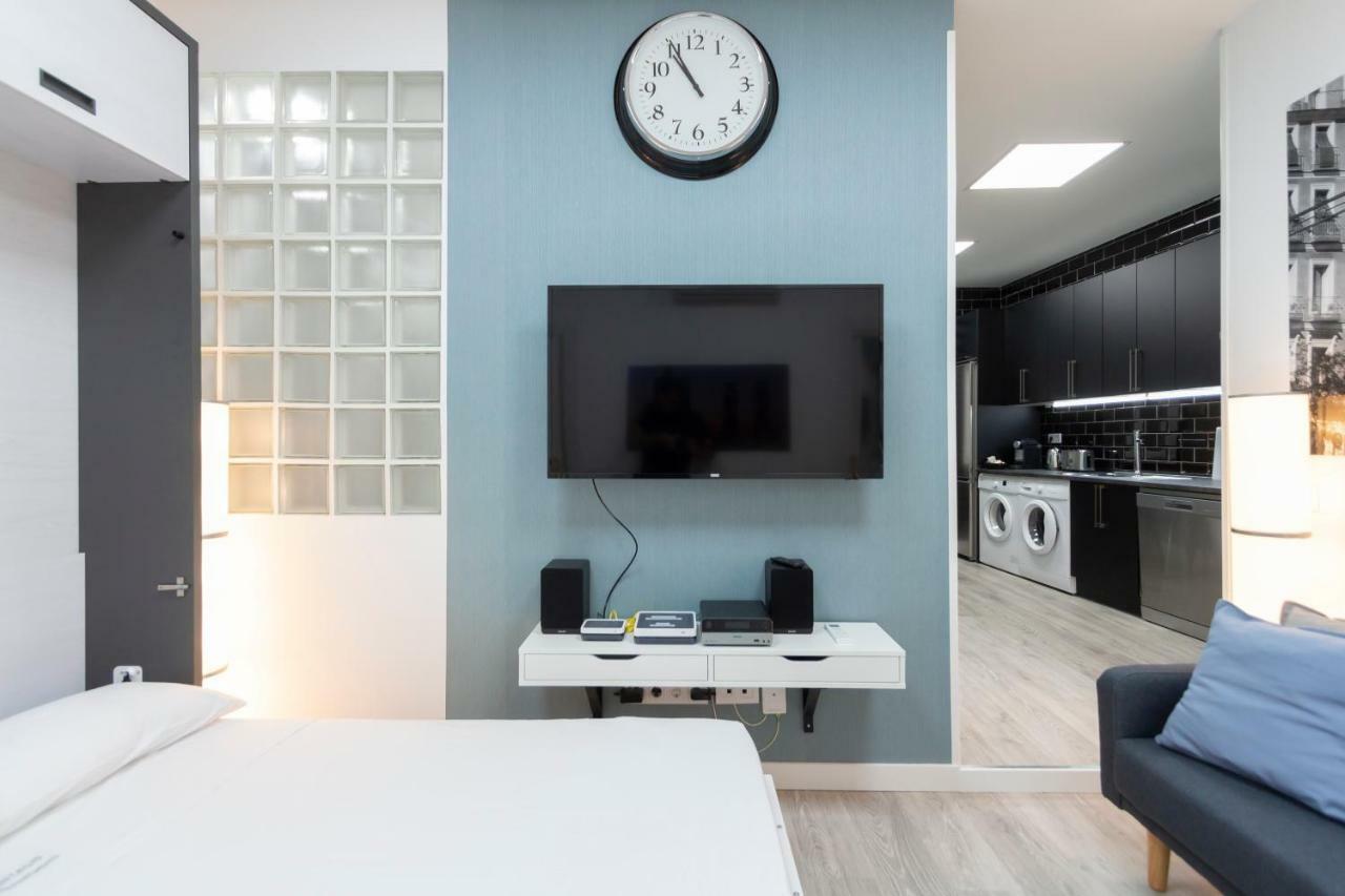 Plaza Mayor Apartment Madrid Bagian luar foto