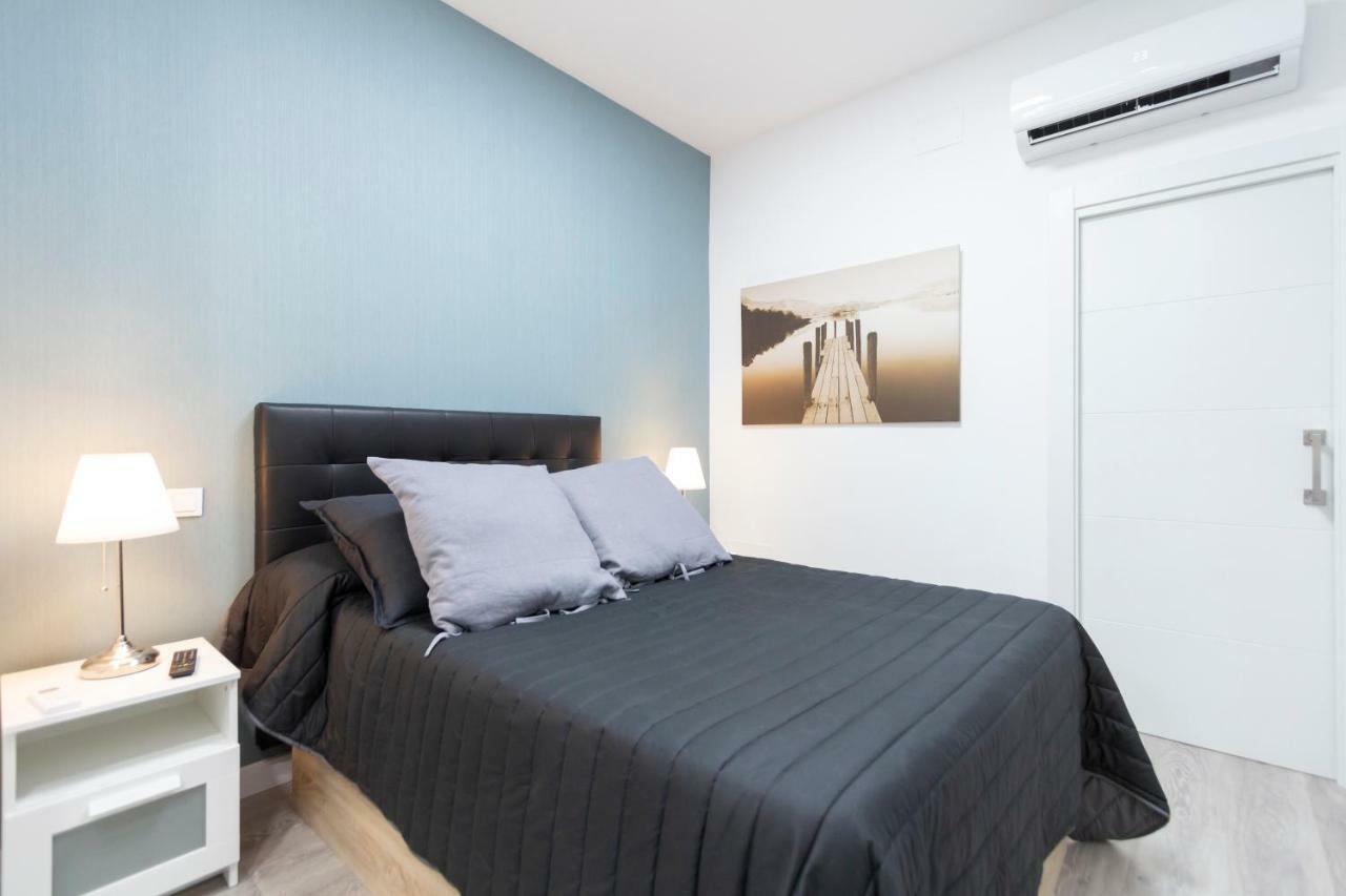 Plaza Mayor Apartment Madrid Bagian luar foto
