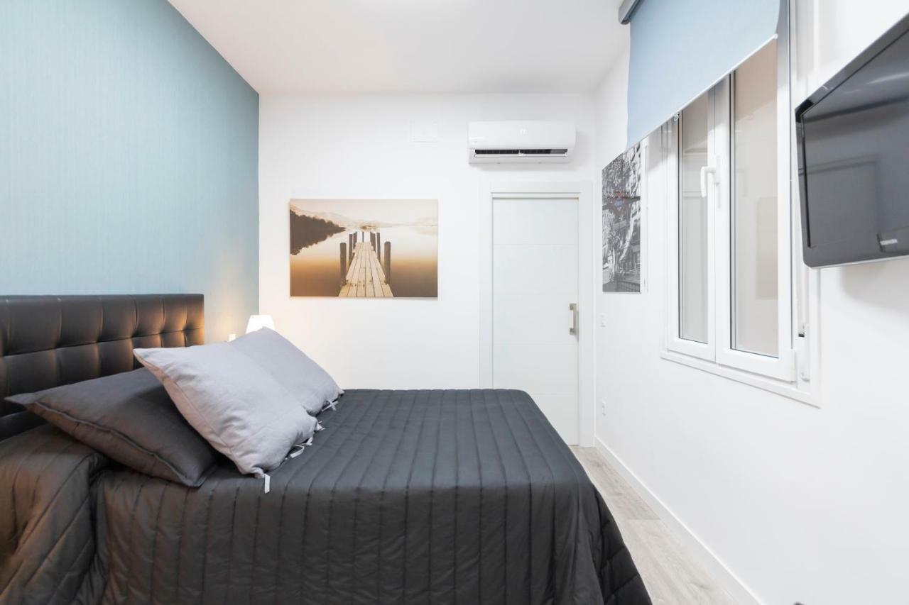 Plaza Mayor Apartment Madrid Bagian luar foto