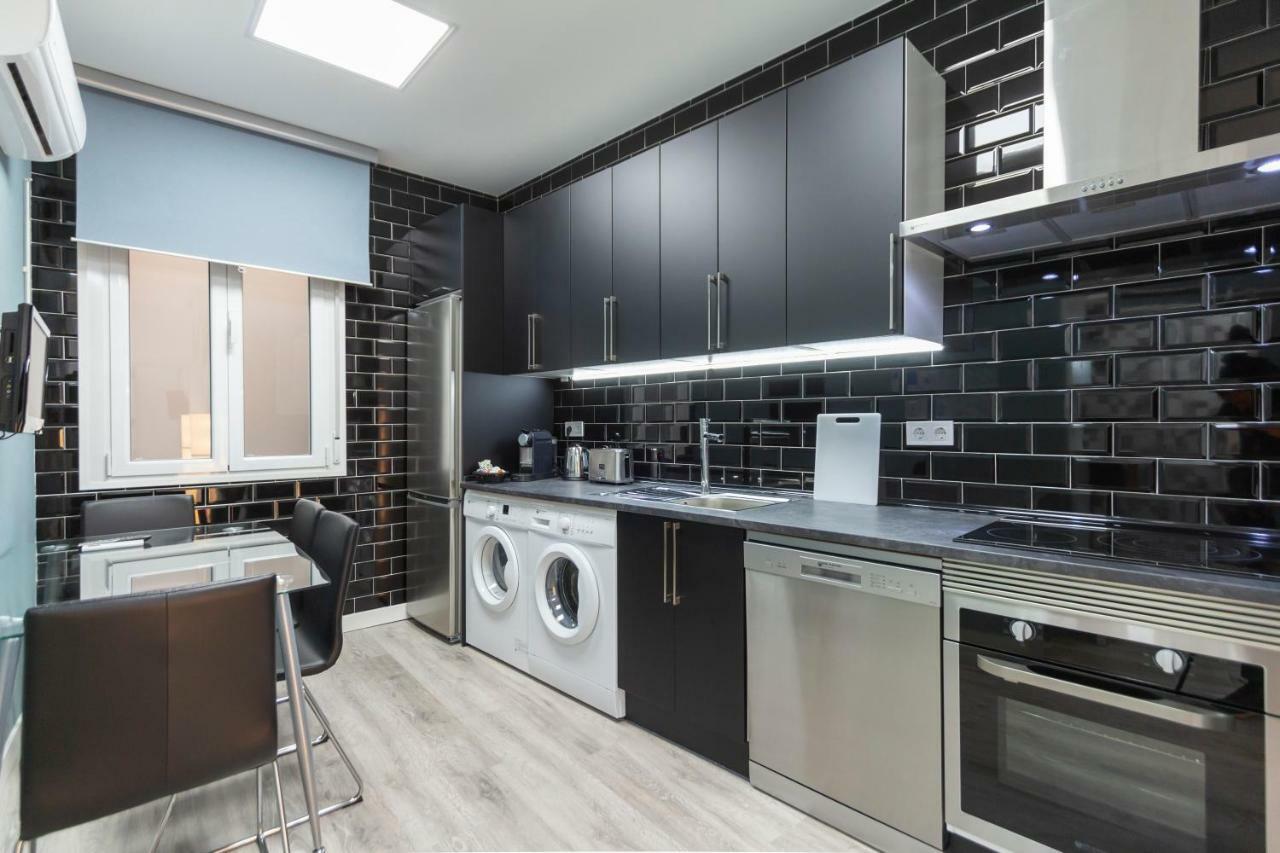 Plaza Mayor Apartment Madrid Bagian luar foto