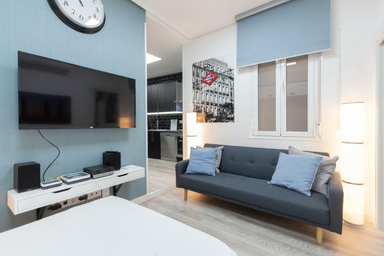 Plaza Mayor Apartment Madrid Bagian luar foto