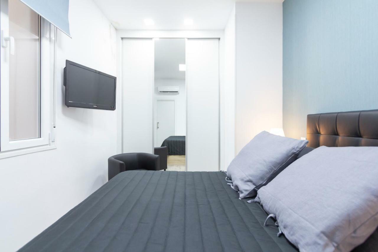 Plaza Mayor Apartment Madrid Bagian luar foto